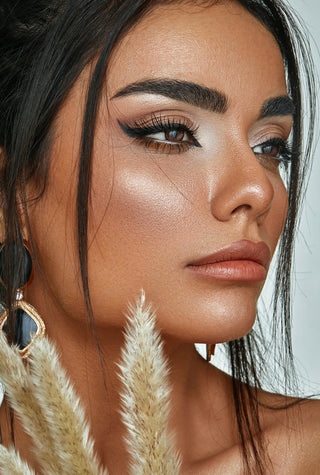 5-Minute Makeup Looks That Photograph Beautifully