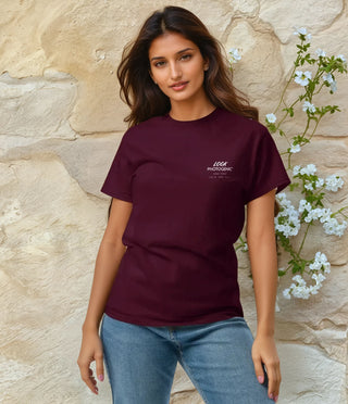 Join The Set Look Photogenic White Logo T-Shirt - Maroon
