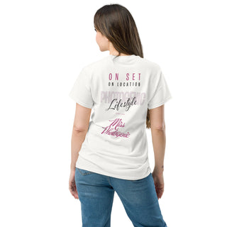 On Set Lifestyle Logo T-Shirt Miss Photogenic