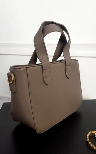 Bag with Extreme Chain Detail
