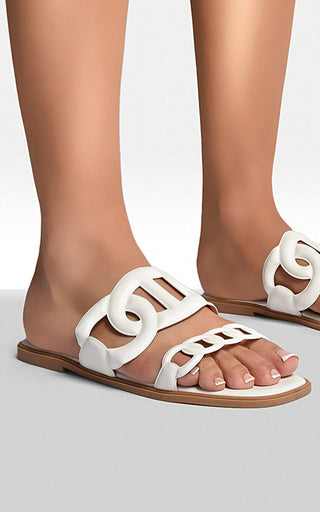 ikrush-betty-comfortable-flat-sandals-with-double-leather-chain-1676394752DSC-0993-detail_s091-kp.jpg