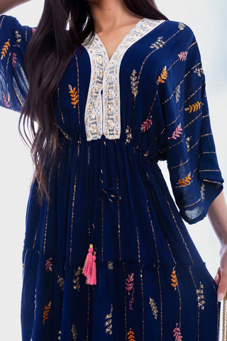 V-Neck Tassel Printed Detail Maxi Dress